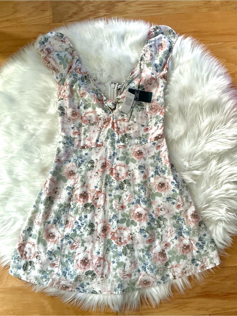 NWT Abercrombie & Fitch Floral Mini Dress Size Small